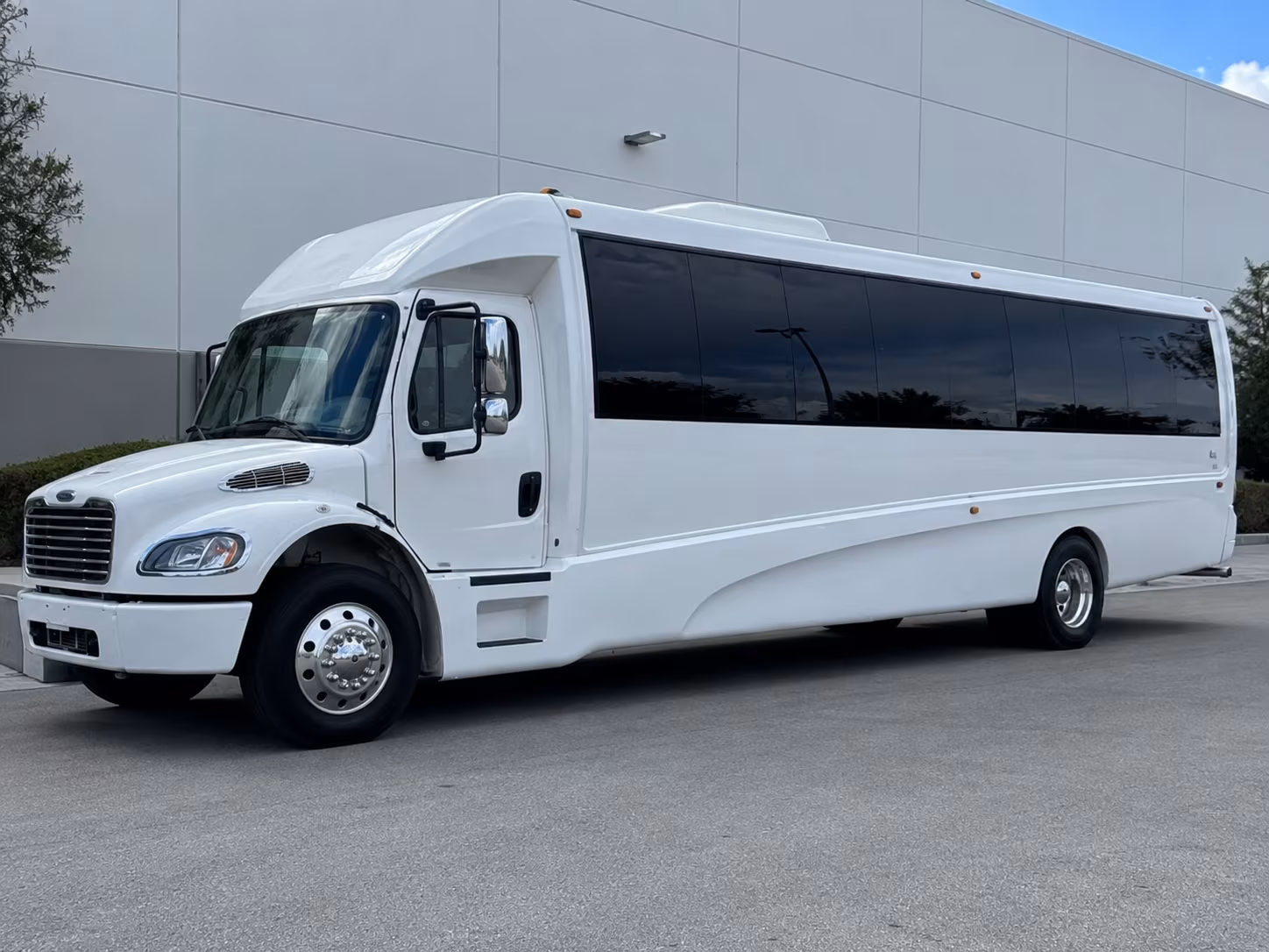 Tallahassee Wedding Transportation pickup coordination